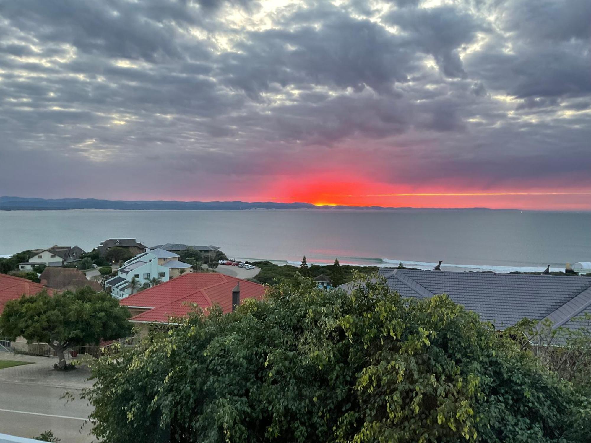 Surfstar At Mimosa Jeffreys Bay Apartment Exterior photo